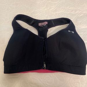 Under Armour Sports Bra size M